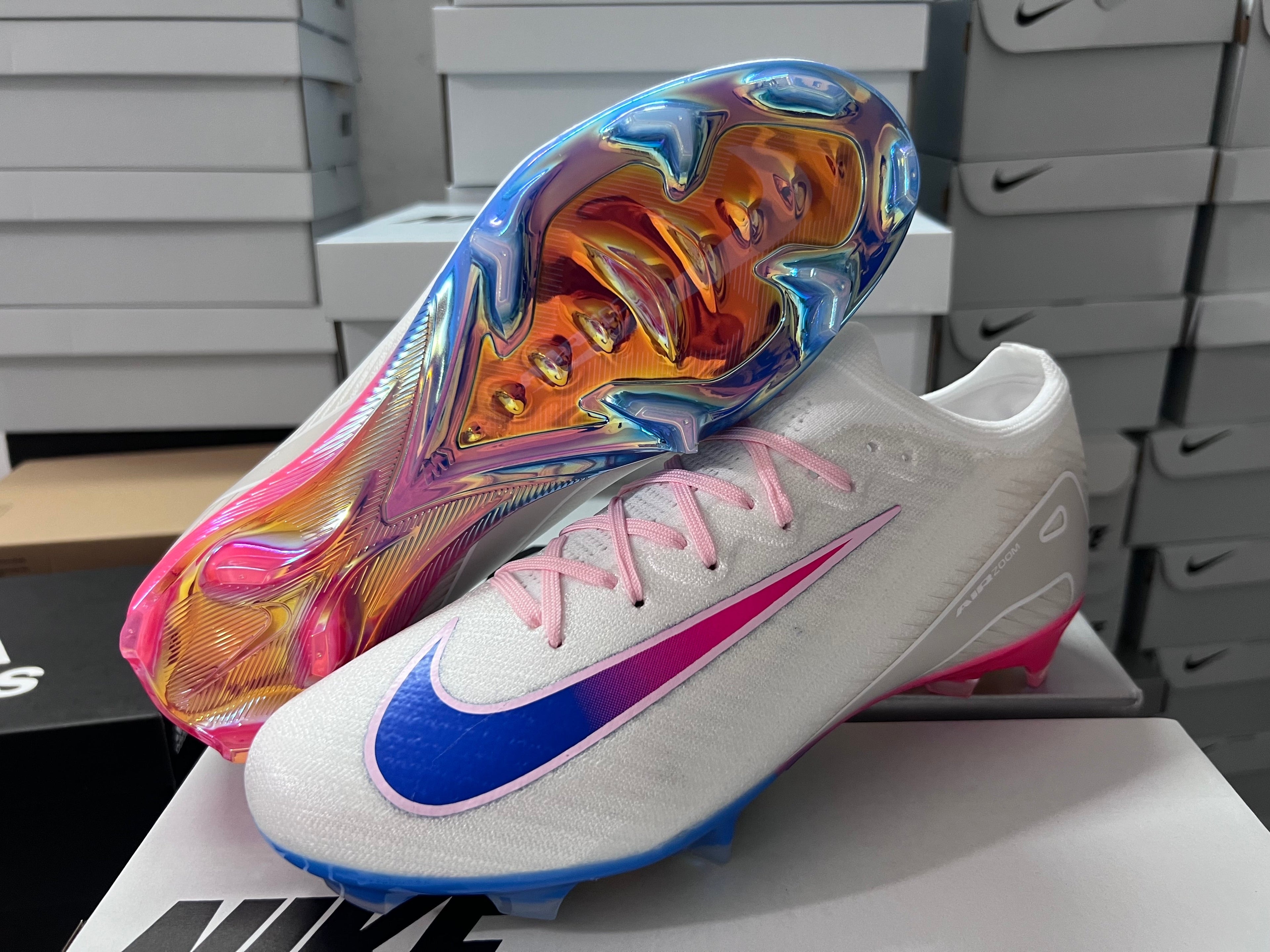 Nike Vapor 16