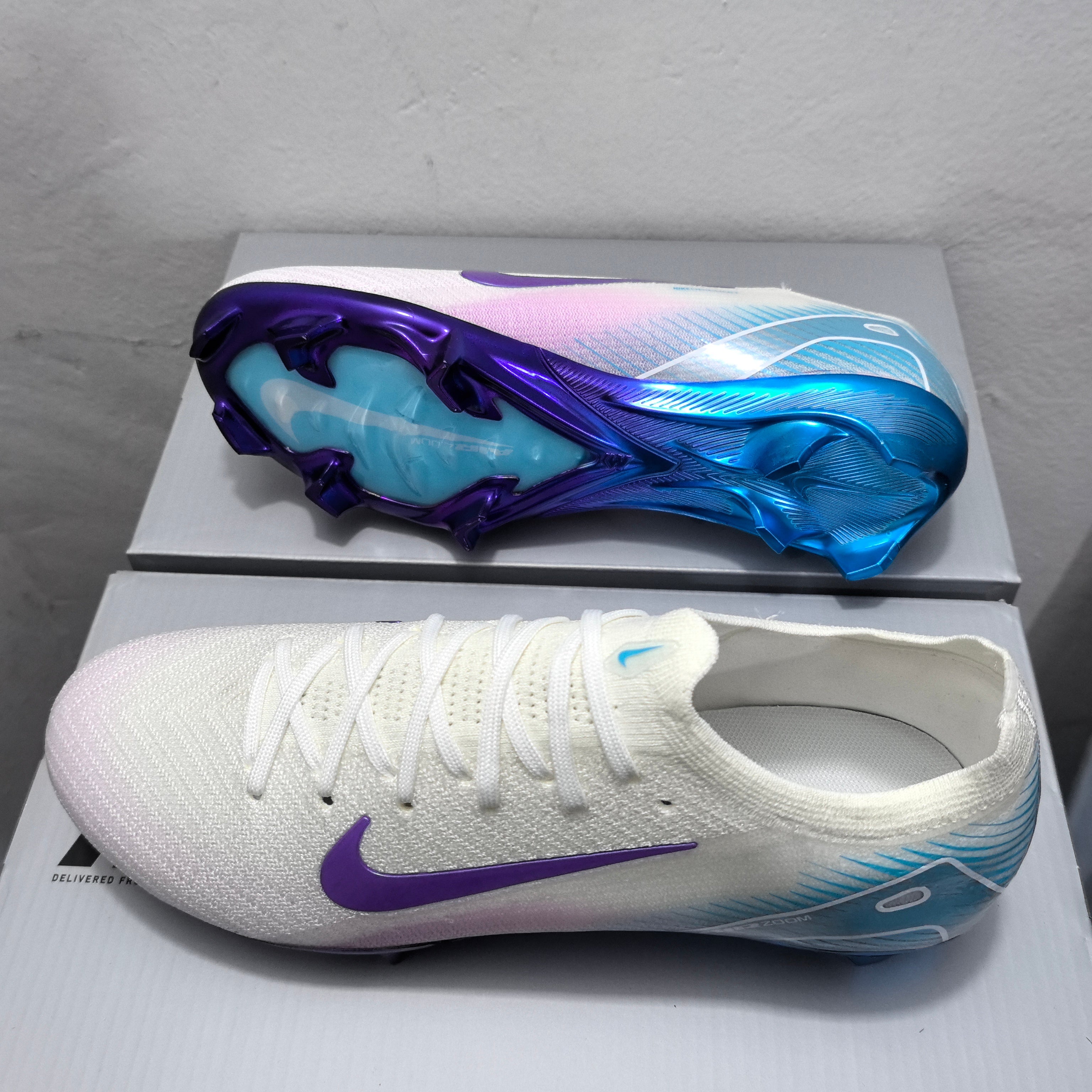 Nike Vapor 16