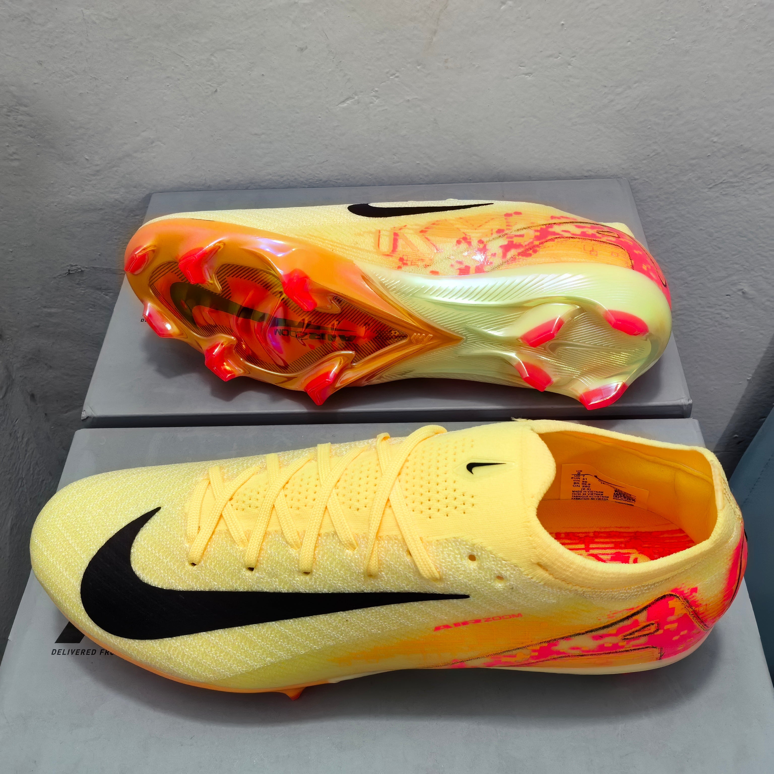 Nike Vapor 16