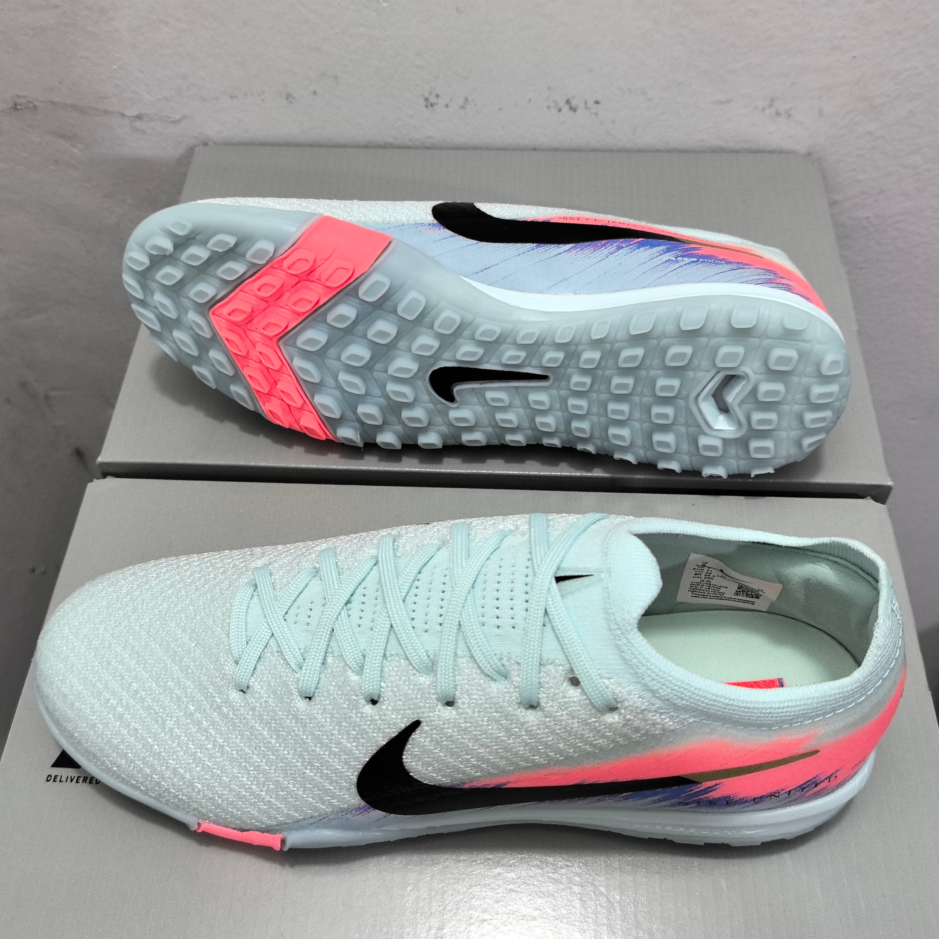 Nike Vapor 16