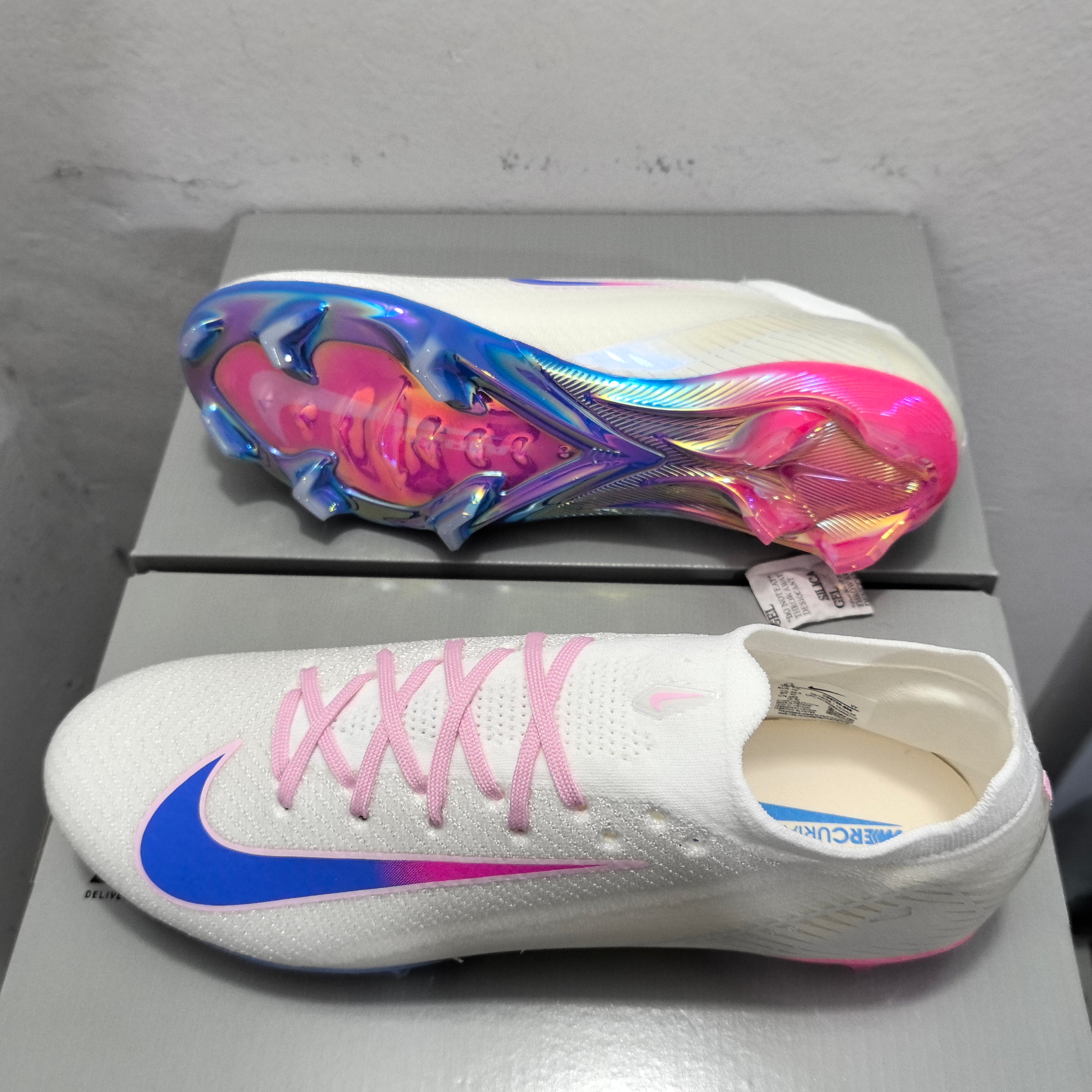 Nike Vapor 16