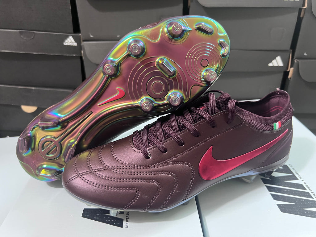Nike Tiempo