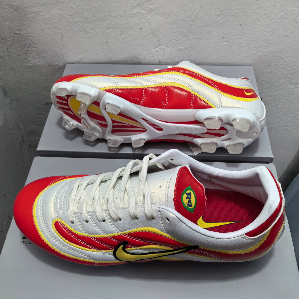 Nike R9