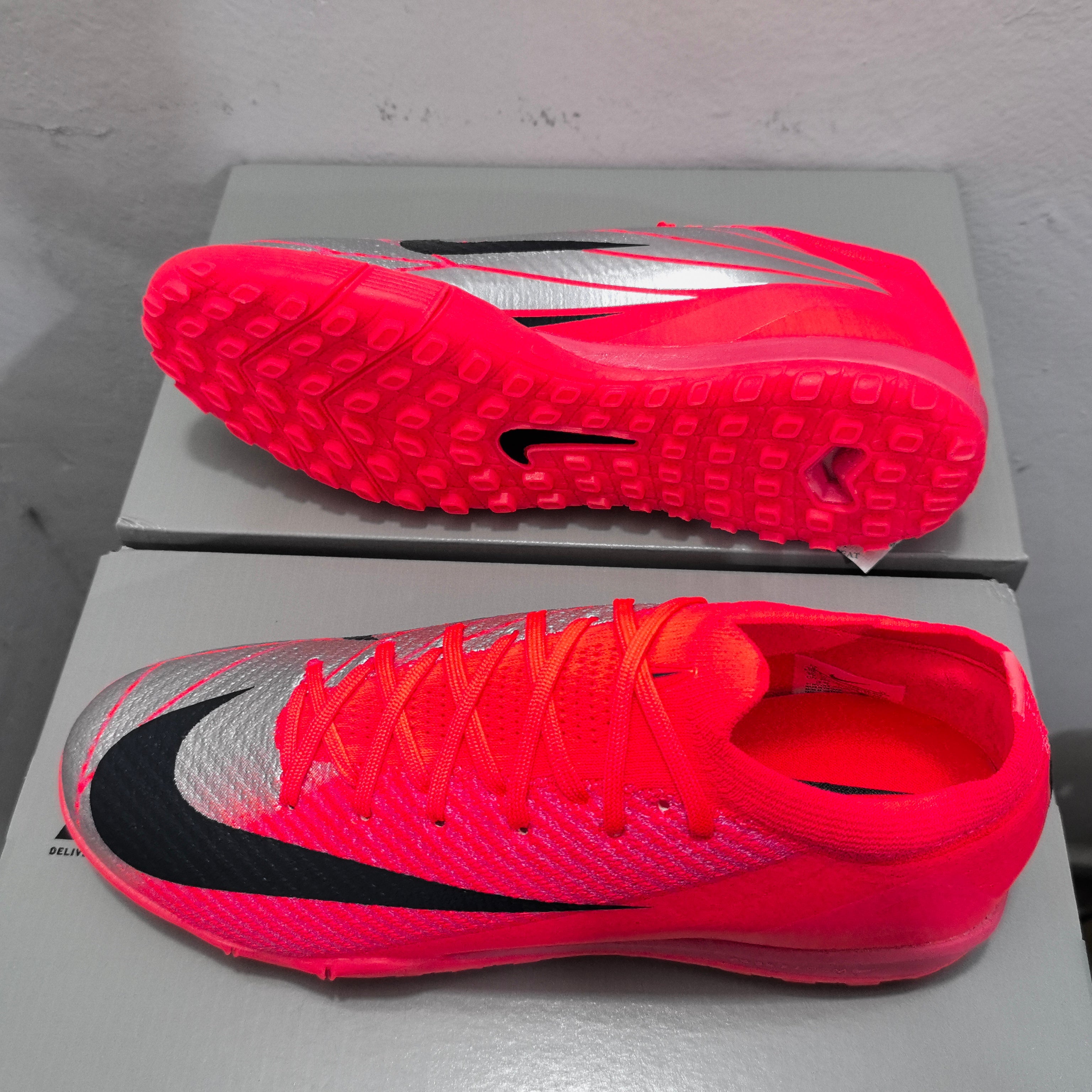 Nike Vapor 16