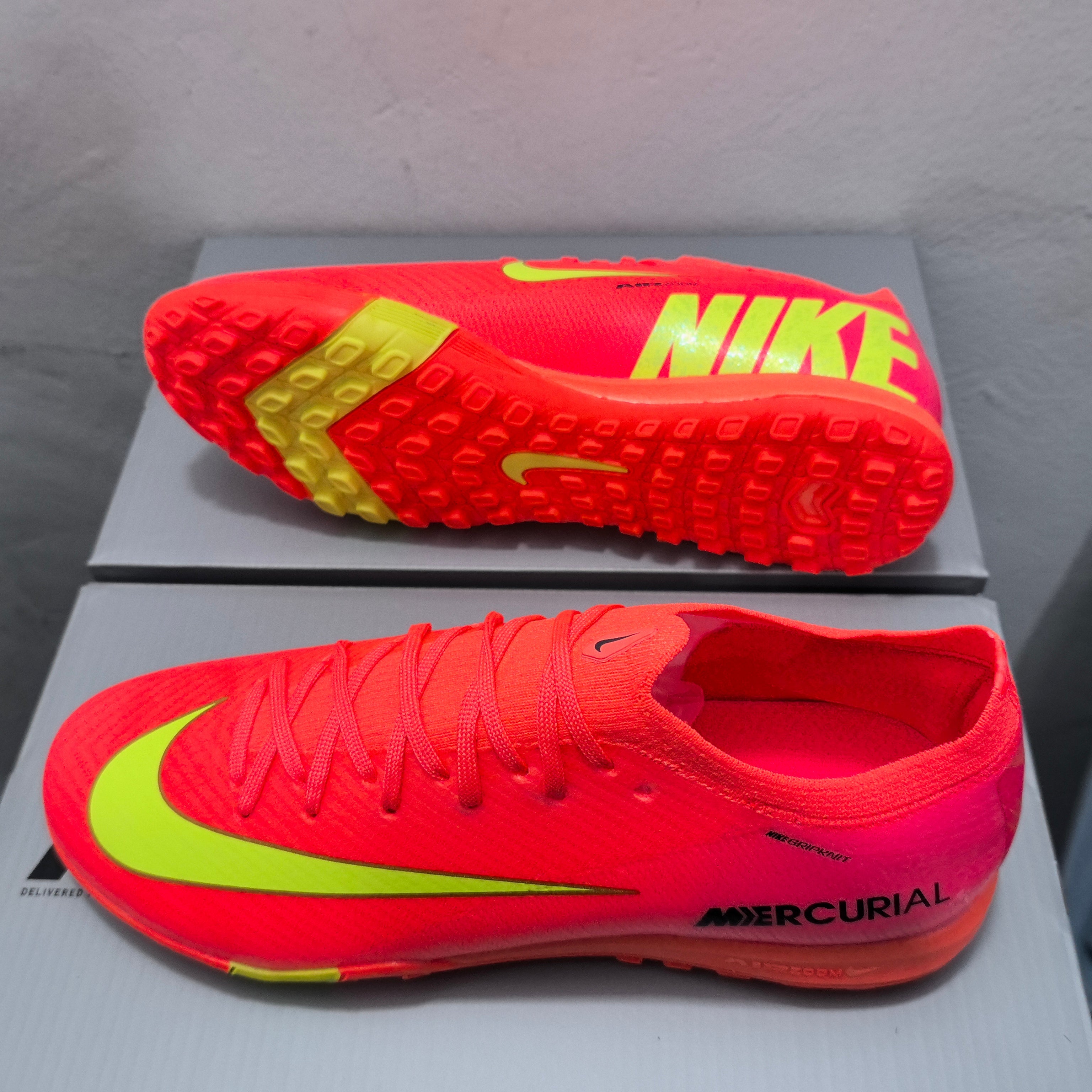 Nike Vapor 16