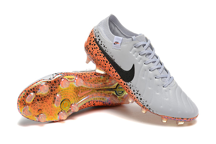 Nike Tiempo