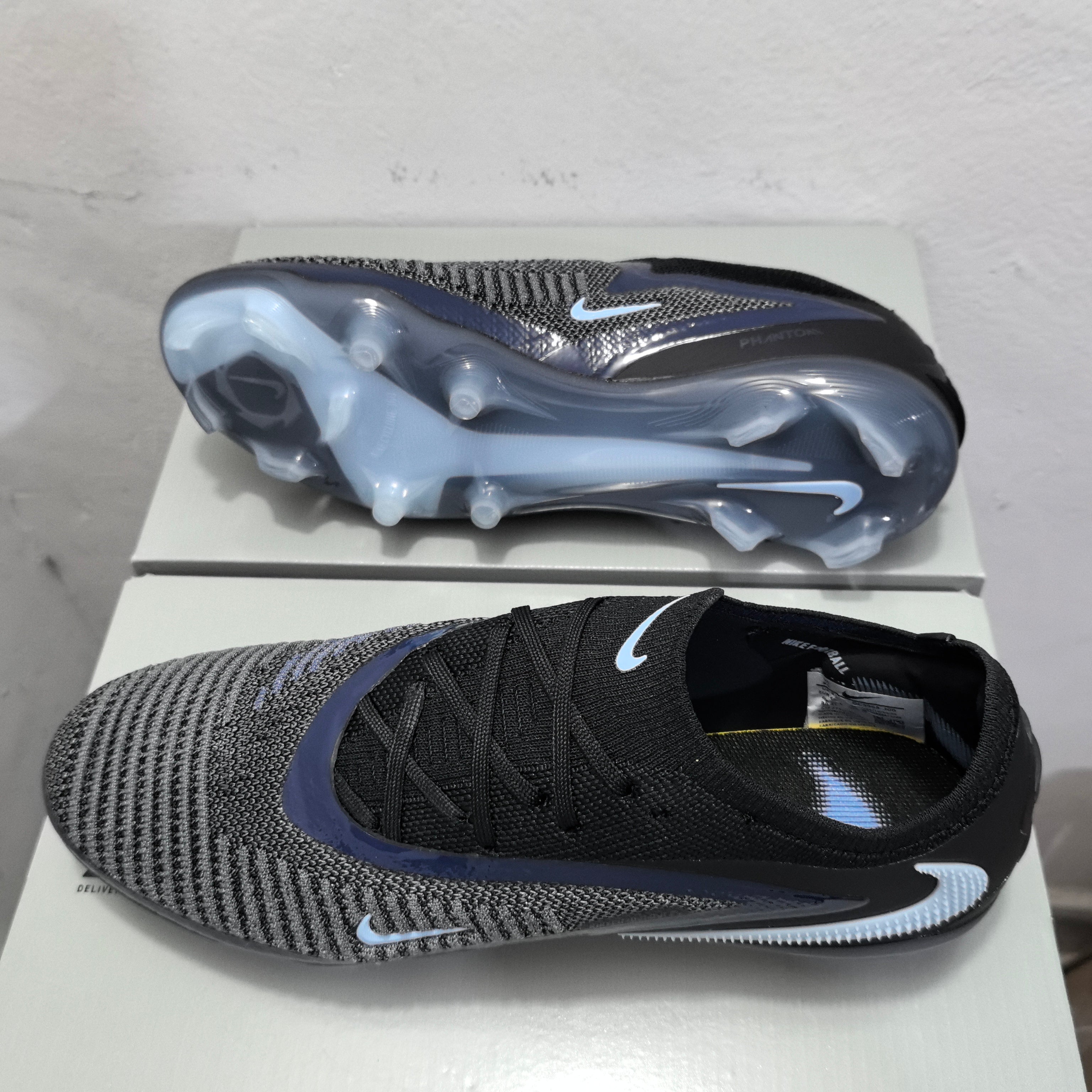Nike Phantom 6