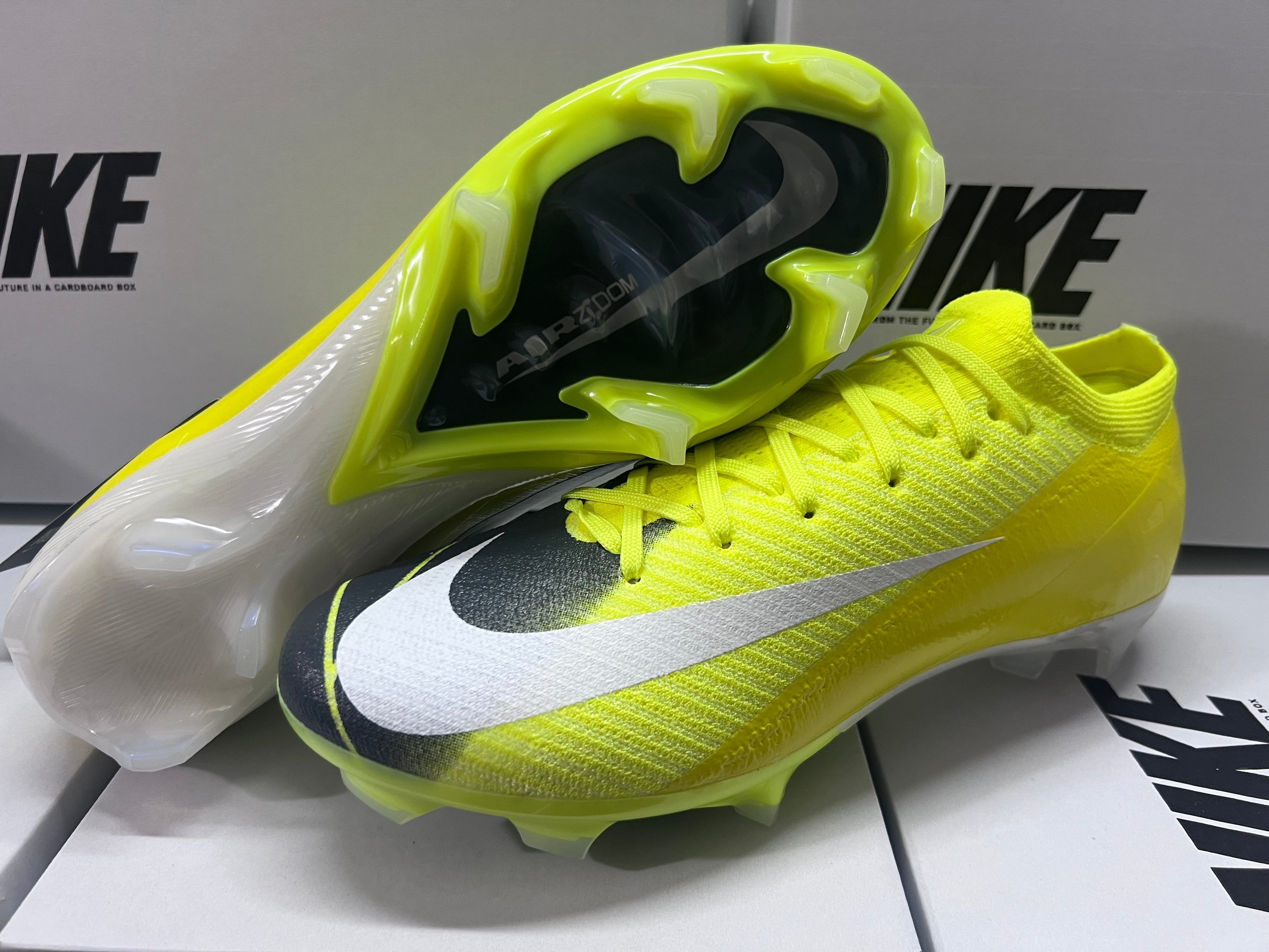 Nike Vapor 16