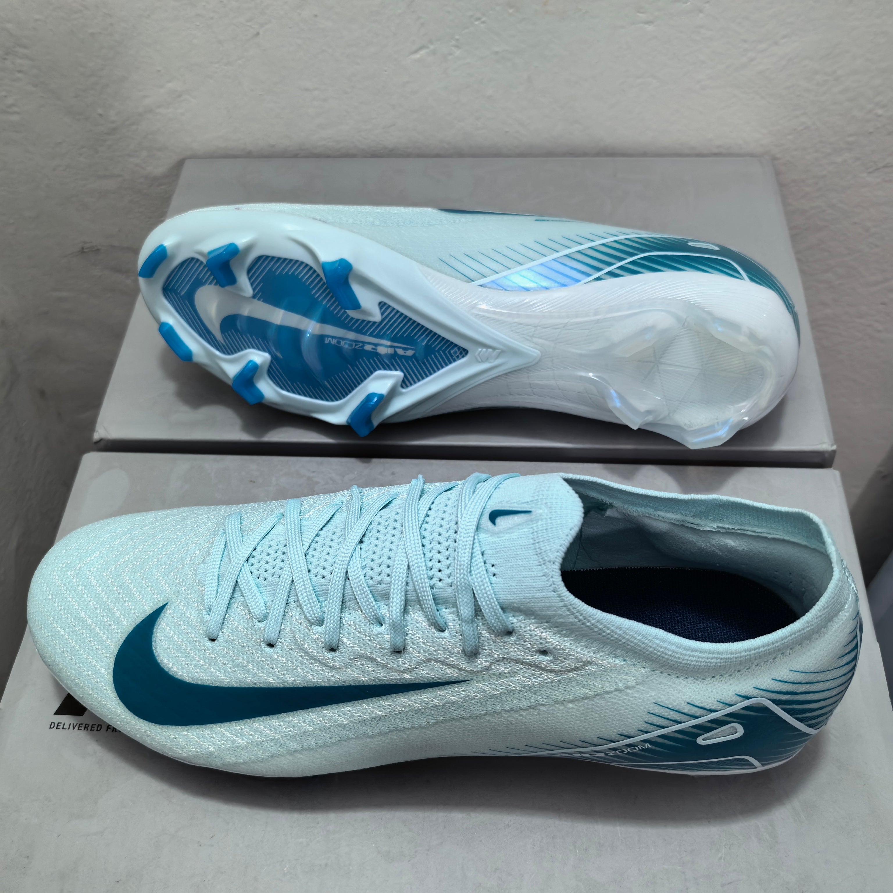 Nike Vapor 16