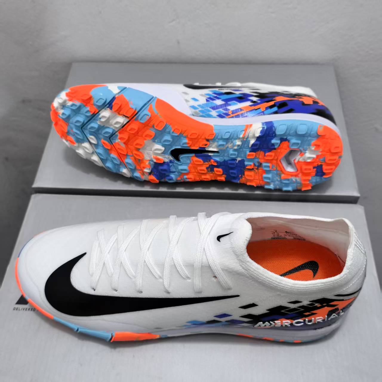 Nike Vapor 16