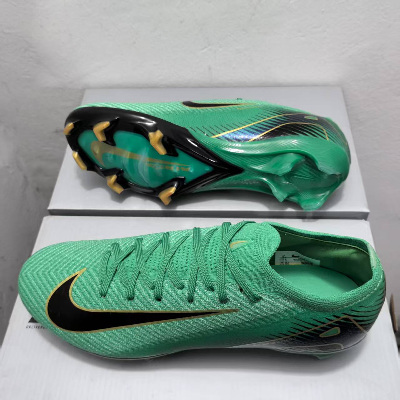 Nike Vapor 16
