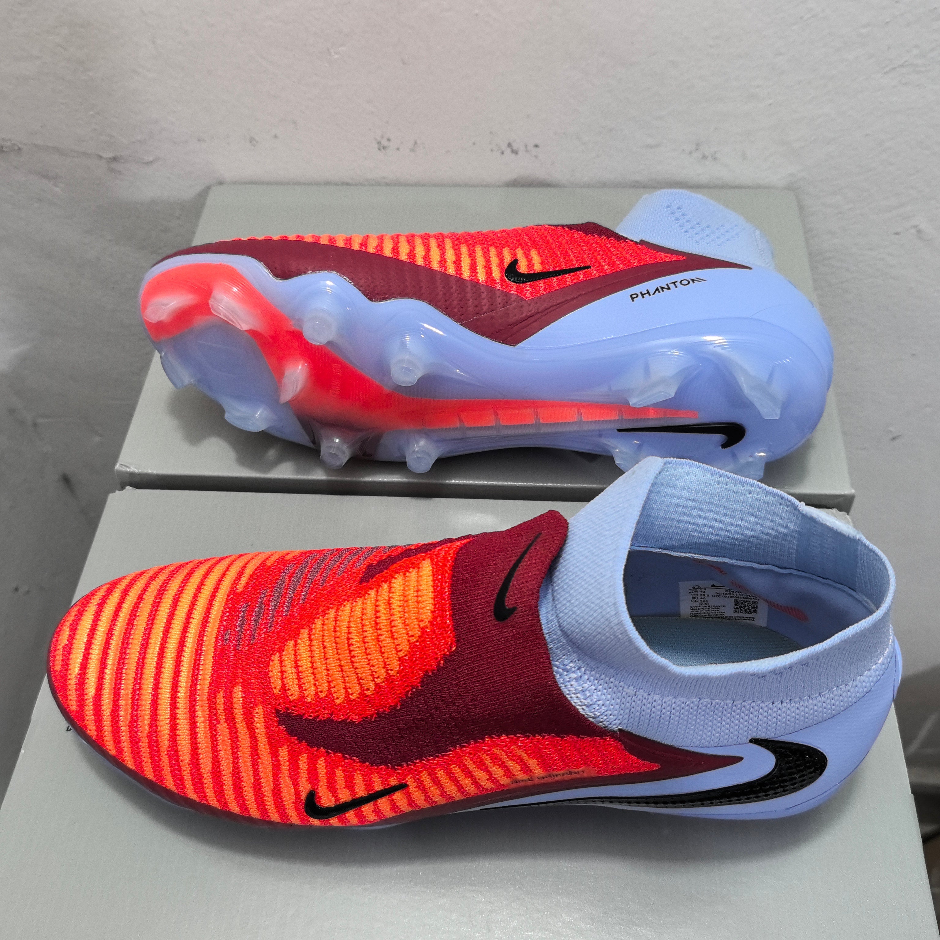 Nike Phantom 6