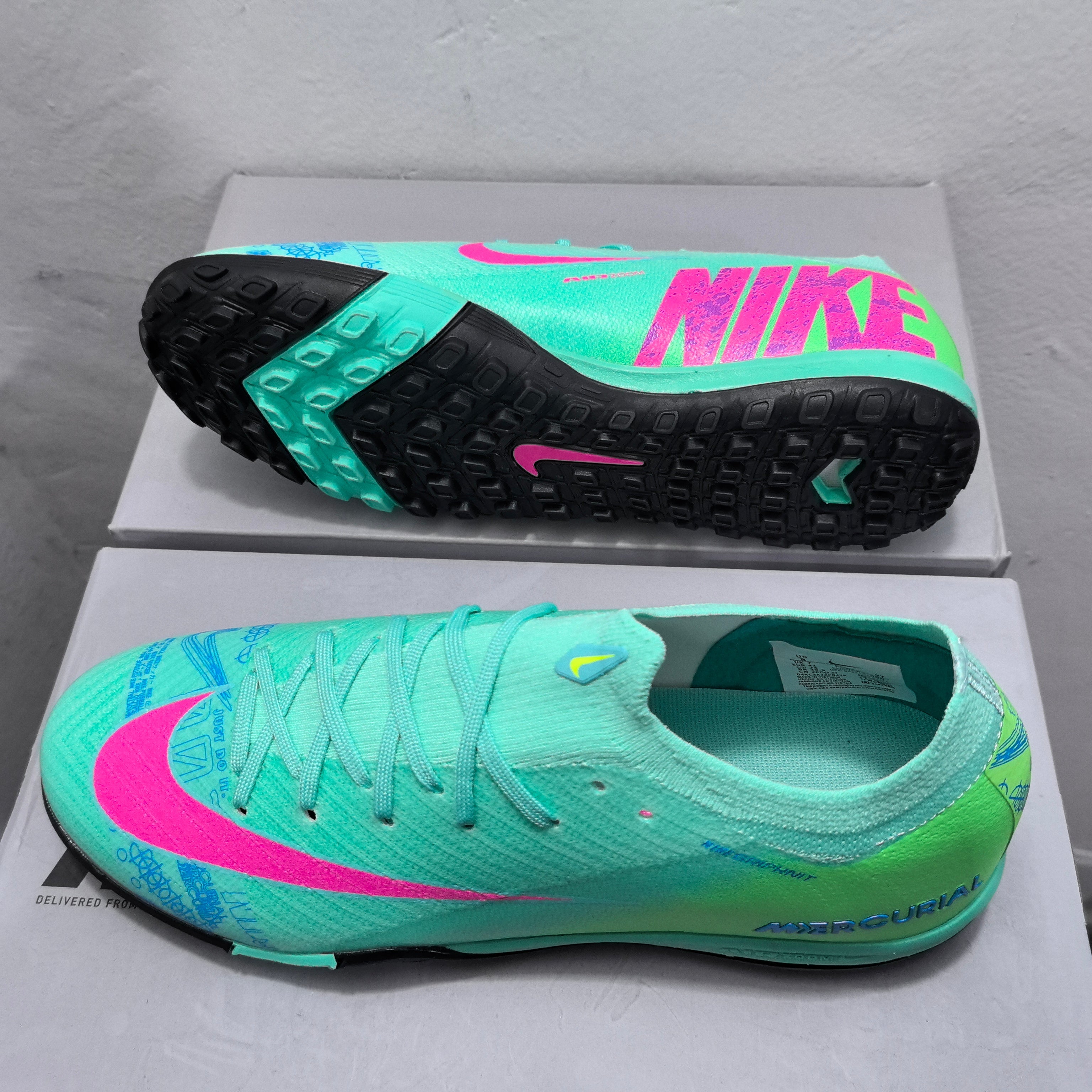 Nike Vapor 16