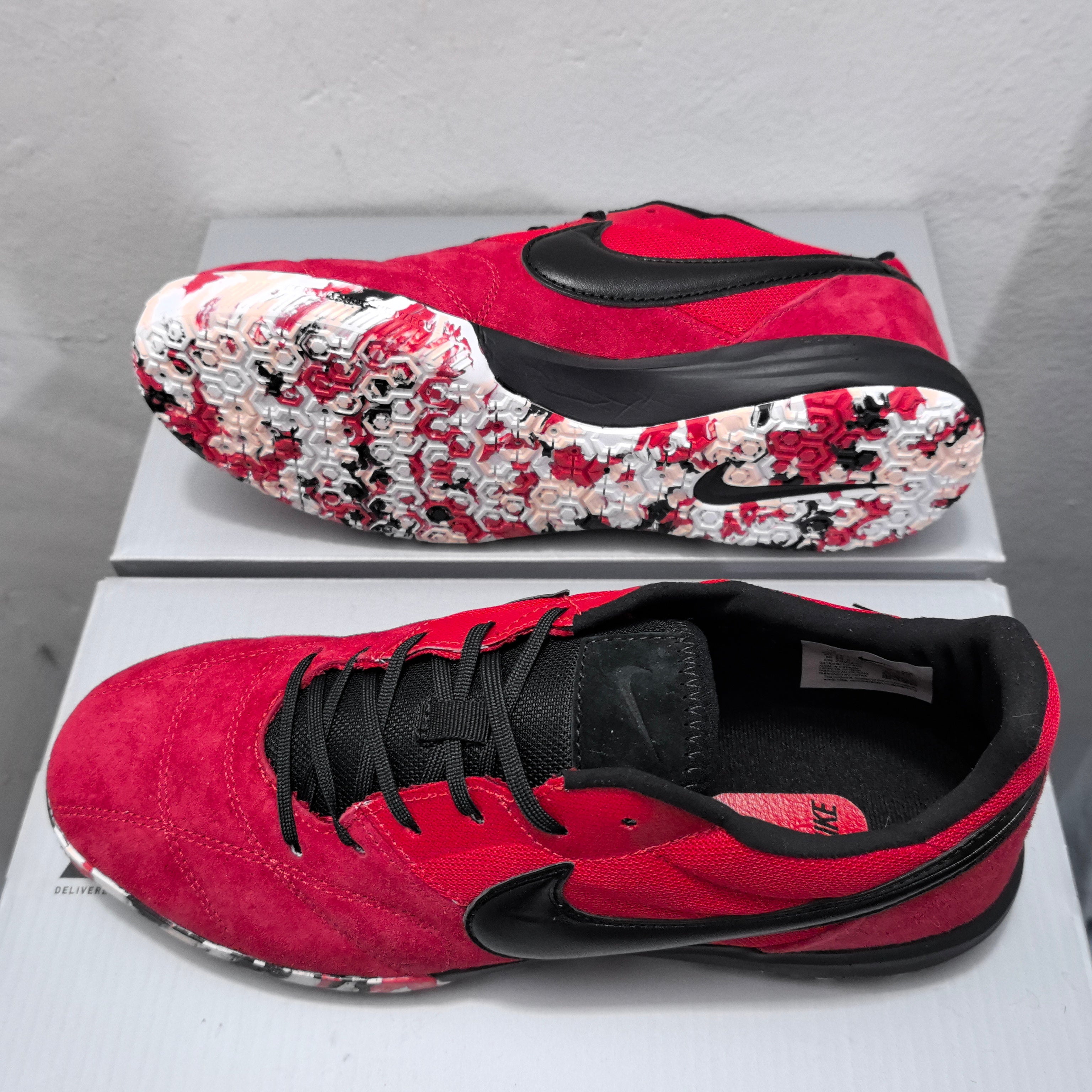 Nike Gato